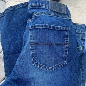 Men’s Lucky Brand 223 jeans. 38x32. No rips, tears or wear.